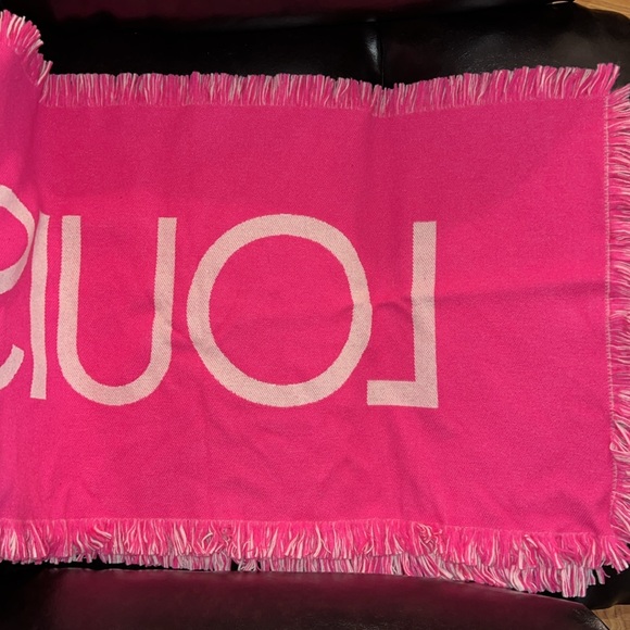 Louis Vuitton Wool Cashmere Echarpes Team Scarf Pink - Picture 9 of 13